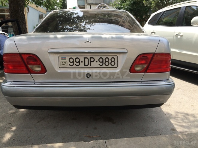 Mercedes E 220 1998, 250,000 km - 2.2 l - Bakı