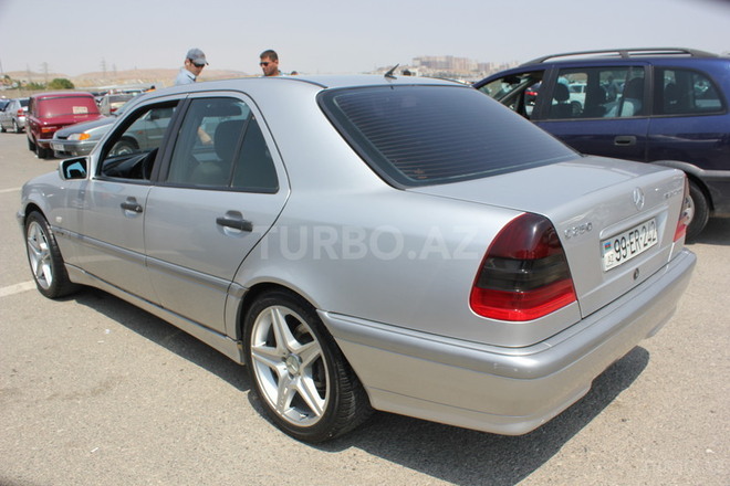 Mercedes C 250 1999, 250,000 km - 2.5 л - Bakı