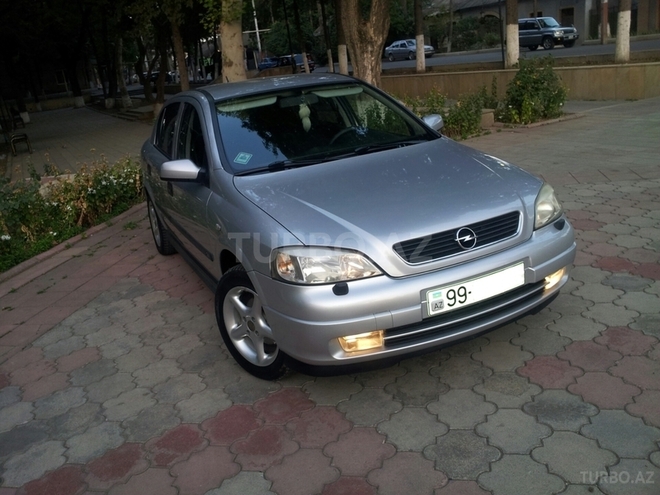 Opel Astra 1998, 200,000 km - 1.6 l - Bakı
