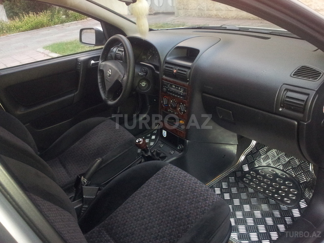 Opel Astra 1998, 200,000 km - 1.6 l - Bakı