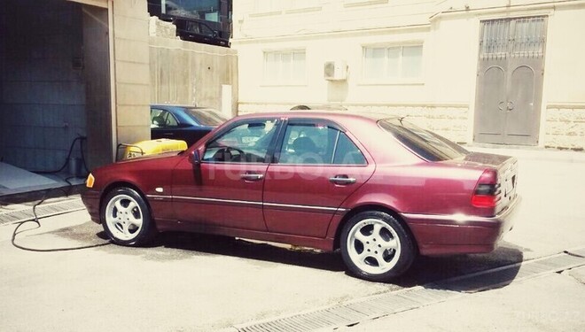 Mercedes C 200 1998, 180,000 km - 0.2 л - Bakı