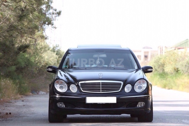 Mercedes E 320 2002, 175,000 km - 3.2 л - Bakı