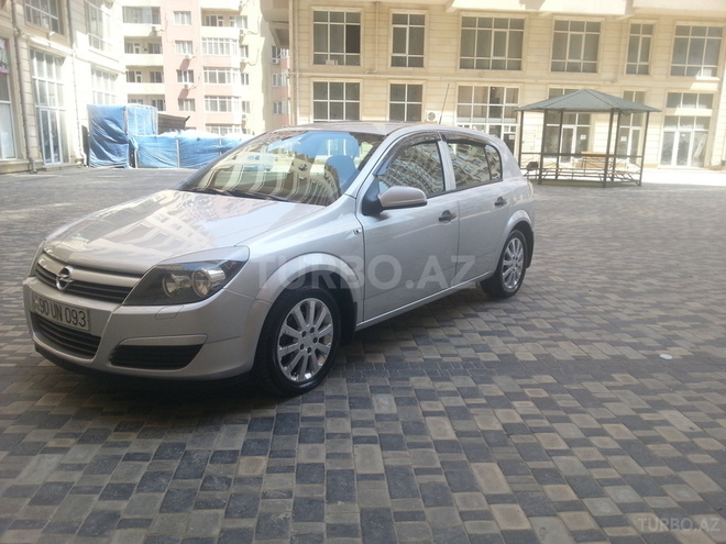 Opel Astra 2004, 126,000 km - 1.8 l - Bakı