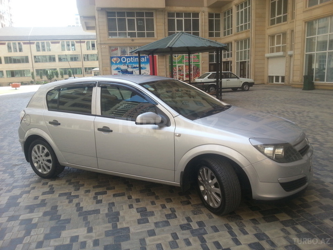 Opel Astra 2004, 126,000 km - 1.8 l - Bakı