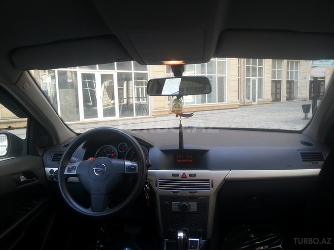 Opel Astra 2004, 126,000 km - 1.8 l - Bakı