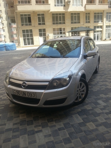 Opel Astra 2004, 126,000 km - 1.8 l - Bakı
