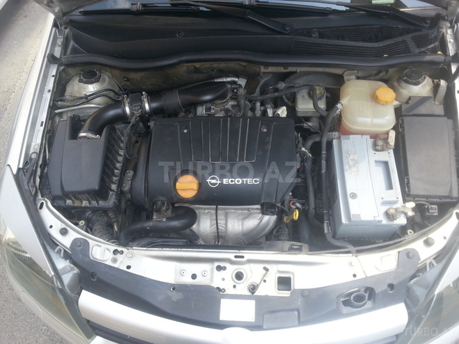Opel Astra 2004, 126,000 km - 1.8 l - Bakı