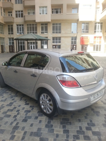 Opel Astra 2004, 126,000 km - 1.8 l - Bakı