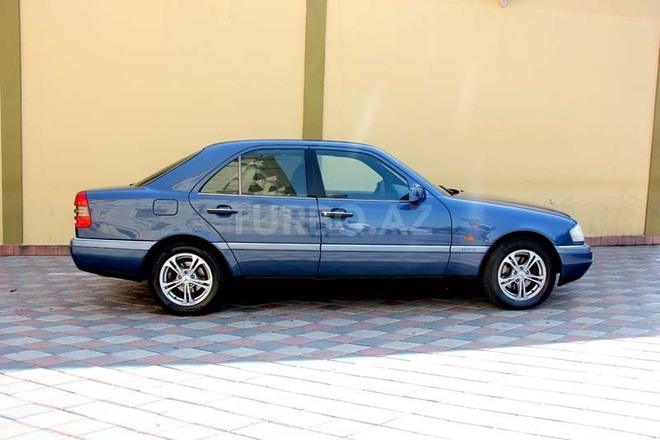 Mercedes C 280 1994, 194,000 km - 2.8 l - Bakı