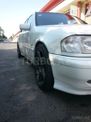 Mercedes C 200 1998, 237,000 km - 2.0 l - Bakı