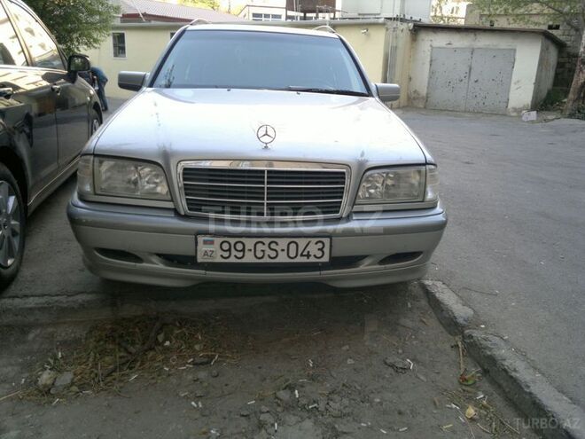 Mercedes C 220 2000, 227,000 km - 2.2 l - Bakı