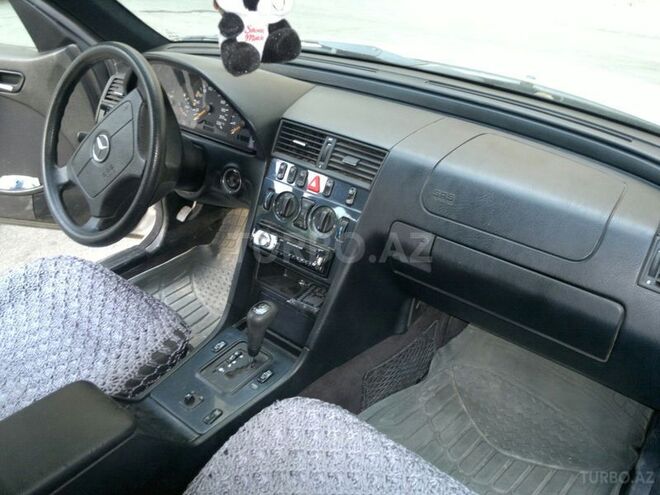 Mercedes C 220 2000, 227,000 km - 2.2 l - Bakı