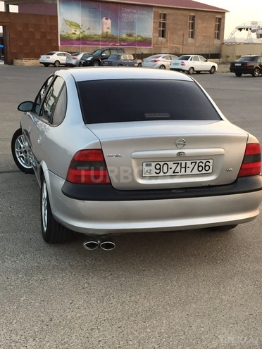 Opel Vectra 1998, 185,000 km - 2.0 l - Bakı