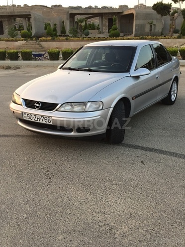 Opel Vectra 1998, 185,000 km - 2.0 l - Bakı