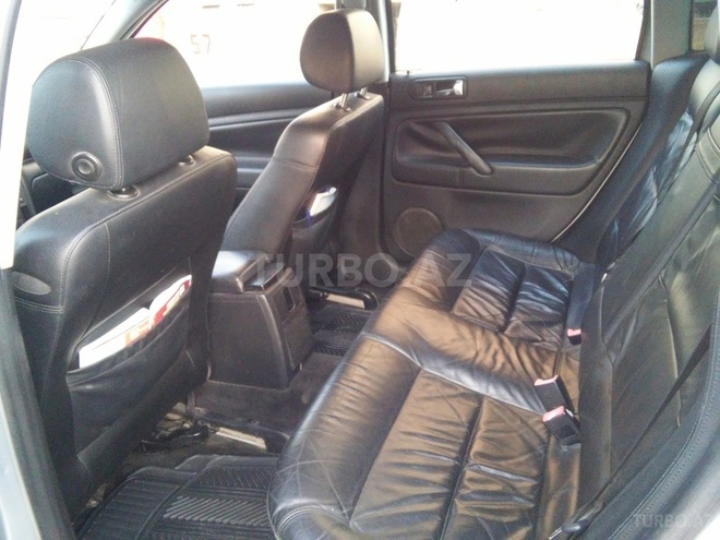 Volkswagen Passat 2002, 225,308 km - 1.8 l - Bakı