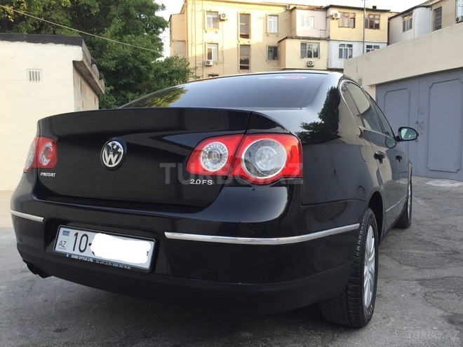 Volkswagen Passat 2006, 104,000 km - 2.0 л - Bakı