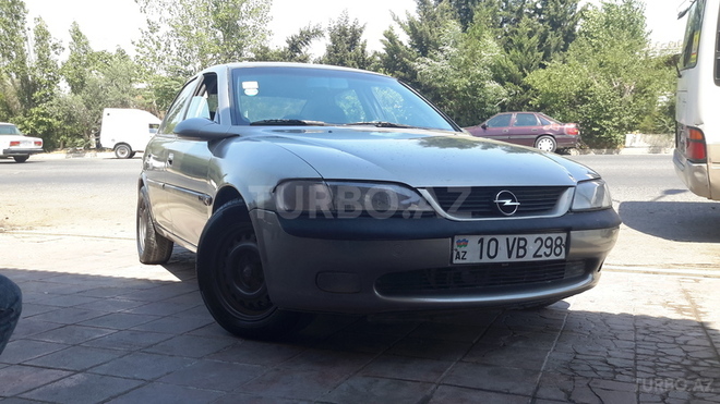 Opel Vectra 1995, 347,630 km - 2.0 л - Bakı