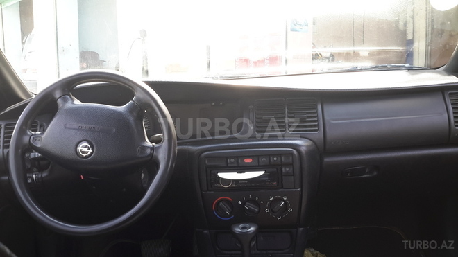 Opel Vectra 1995, 347,630 km - 2.0 л - Bakı