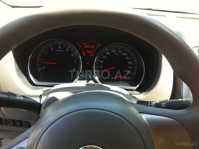 Nissan Sunny 2013, 32,000 km - 1.5 l - Bakı