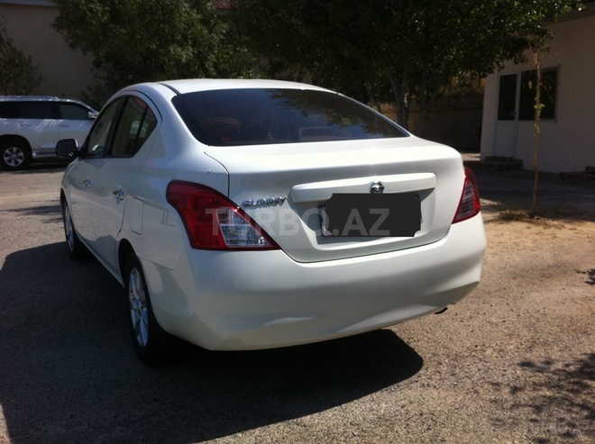 Nissan Sunny 2013, 32,000 km - 1.5 l - Bakı
