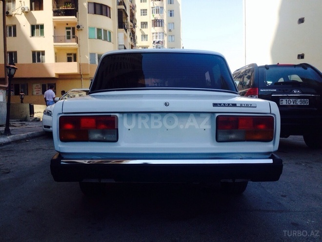LADA (VAZ) 2107 2006, 70,000 km - 1.6 l - Bakı