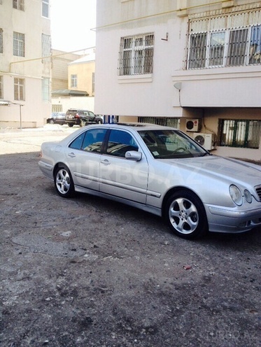 Mercedes E 280 1999, 138,000 km - 2.8 l - Bakı