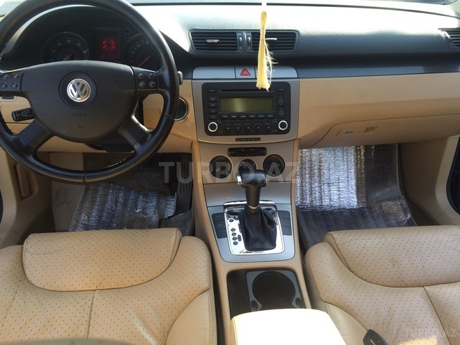 Volkswagen Passat 2005, 150,000 km - 2.0 l - Bakı