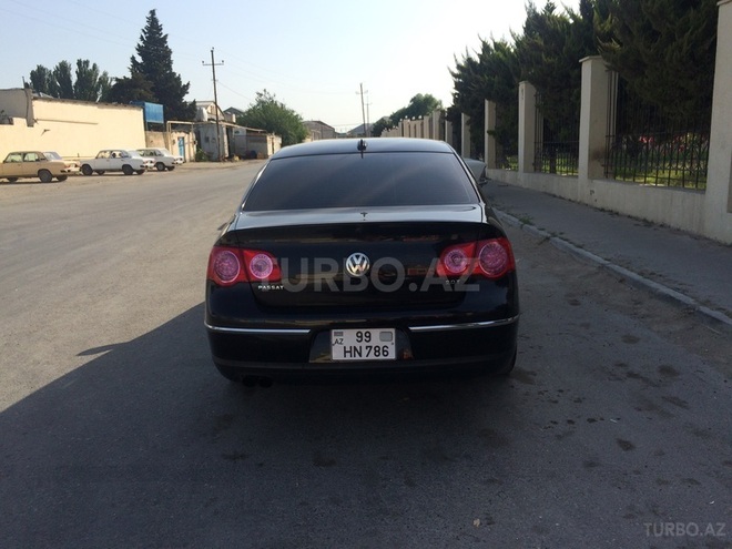 Volkswagen Passat 2005, 150,000 km - 2.0 l - Bakı
