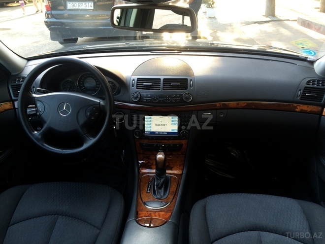 Mercedes E 240 2005, 158,815 km - 2.6 l - Bakı