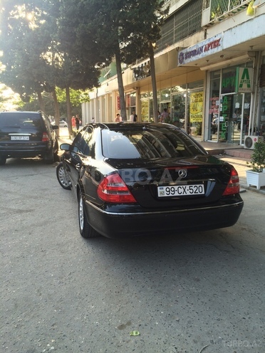 Mercedes E 240 2005, 158,815 km - 2.6 l - Bakı