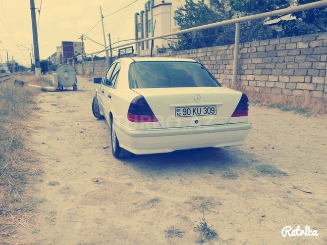 Mercedes C 180 1998, 187,000 km - 0.2 l - Bakı
