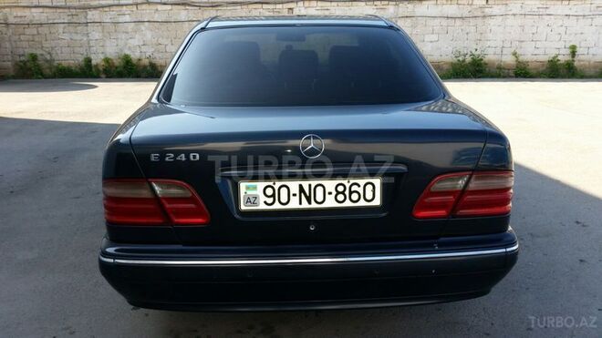 Mercedes E 240 2000, 280,000 km - 2.4 l - Bakı