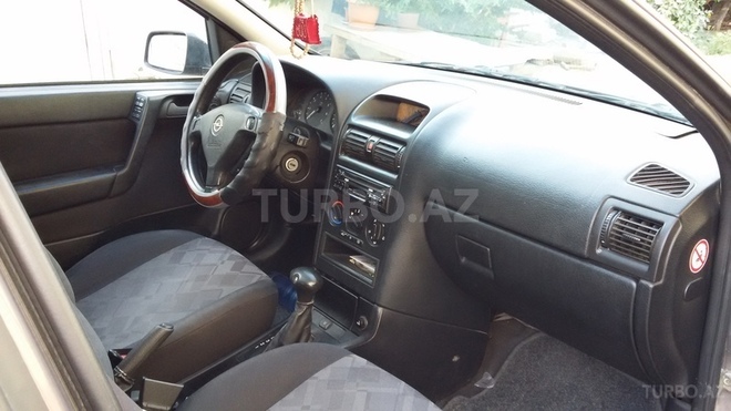 Opel Astra 1998, 170,000 km - 1.8 л - Bakı