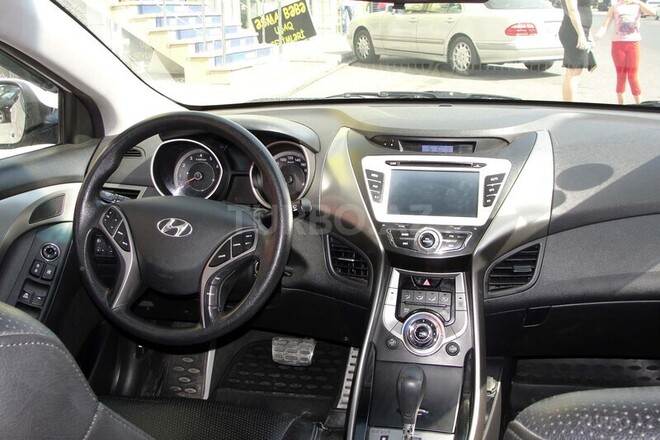 Hyundai Elantra 2012, 63,000 km - 1.6 l - Bakı