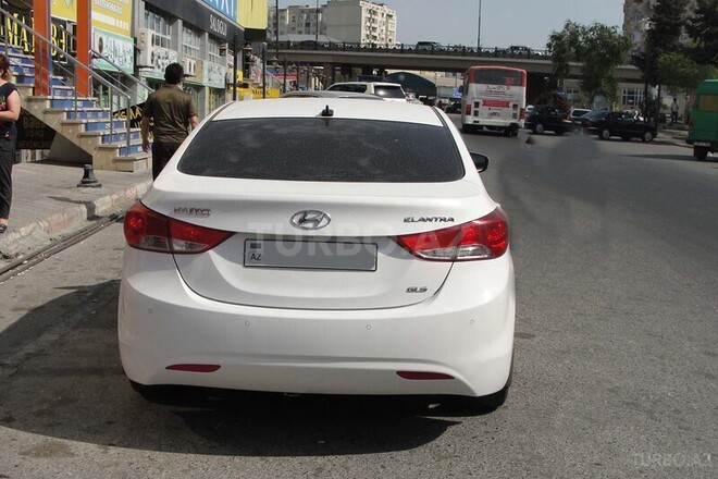Hyundai Elantra 2012, 63,000 km - 1.6 l - Bakı