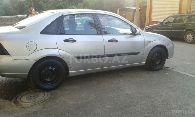 Ford Focus 2001, 270,000 km - 2.0 l - Bakı