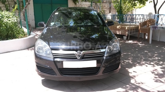 Opel Astra 2005, 170,000 km - 1.6 l - Bakı