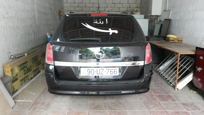 Opel Astra 2005, 170,000 km - 1.6 l - Bakı