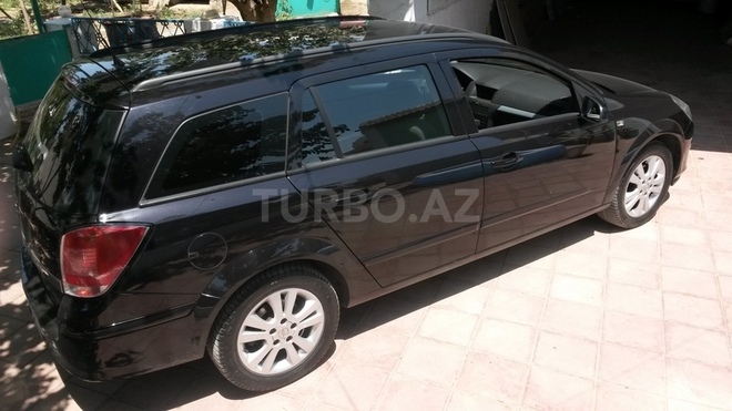 Opel Astra 2005, 170,000 km - 1.6 l - Bakı