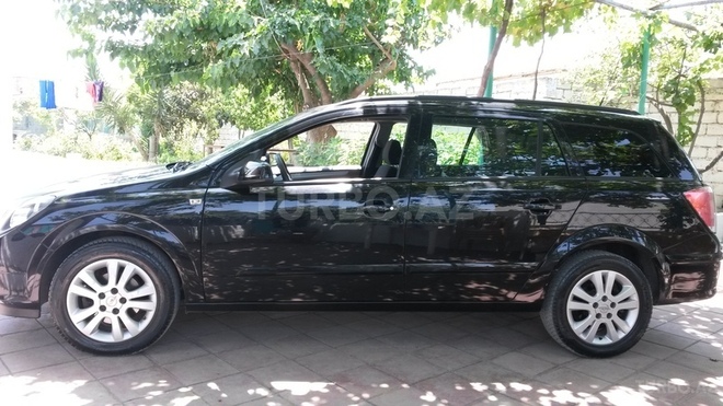Opel Astra 2005, 170,000 km - 1.6 l - Bakı
