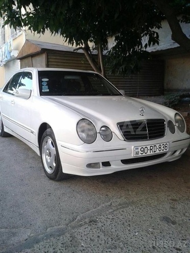 Mercedes E 240 1999, 238,000 km - 2.4 l - Bakı