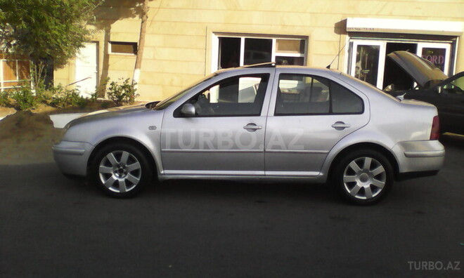 Volkswagen Bora 2000, 222,000 km - 1.8 л - Bakı