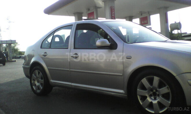 Volkswagen Bora 2000, 222,000 km - 1.8 л - Bakı