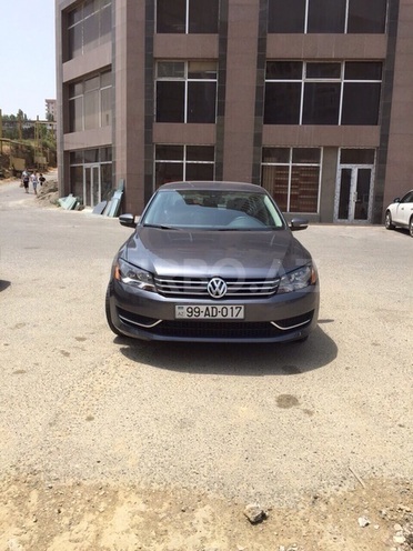 Volkswagen Passat 2013, 19,700 km - 2.5 l - Bakı