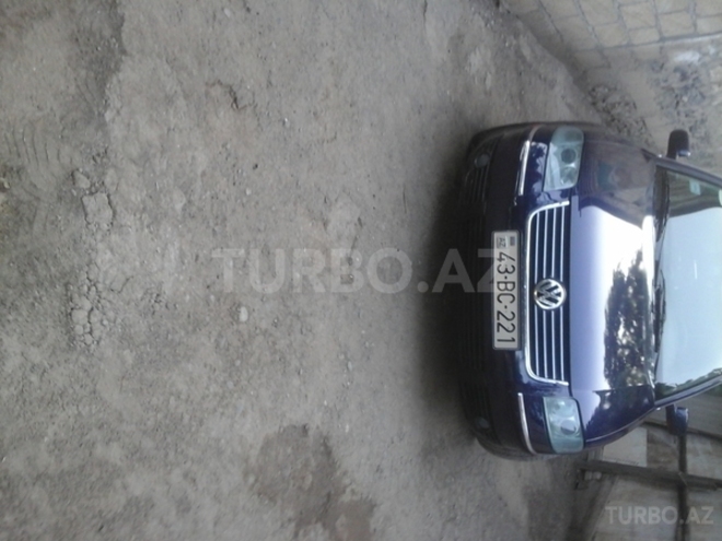 Volkswagen Passat 2001, 285,000 km - 1.8 l - Bakı