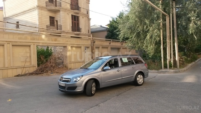 Opel Astra 2006, 230,000 km - 1.9 л - Bakı