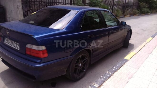 BMW 320 1998, 220,000 km - 2.0 l - Bakı
