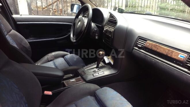 BMW 320 1998, 220,000 km - 2.0 l - Bakı