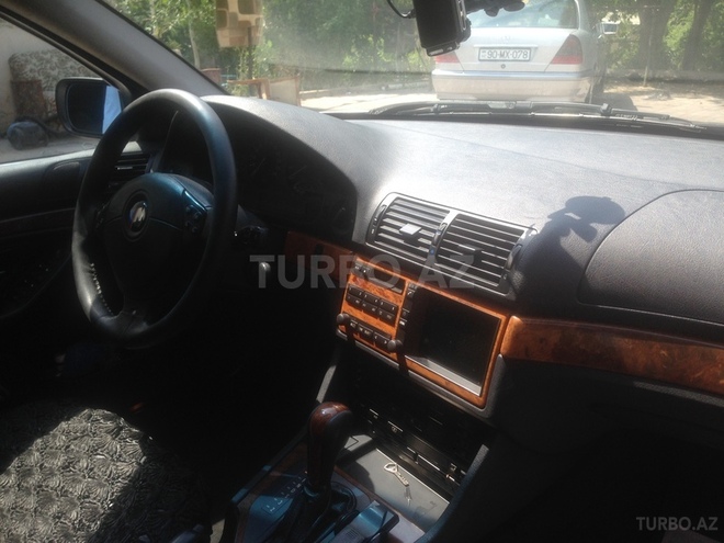 BMW 528 1996, 230,000 km - 2.8 l - Bakı