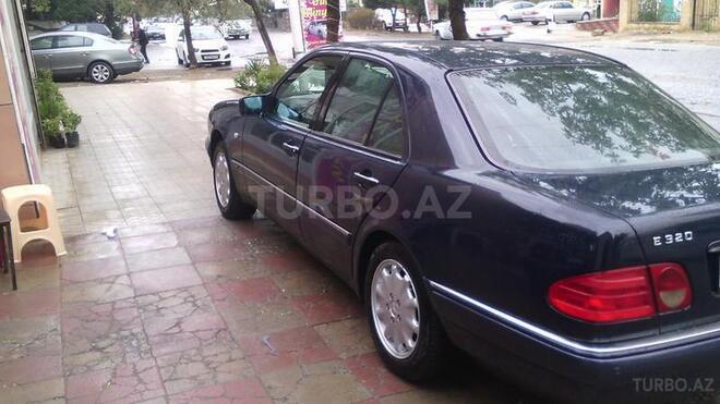 Mercedes E 320 1997, 247,000 km - 3.2 л - Bakı